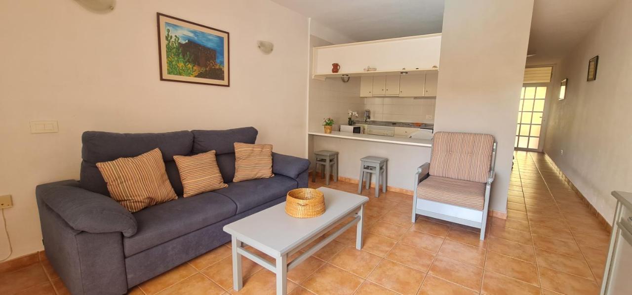 Vivienda Vacacional Marineda Sol Con Piscina El Medano Exteriör bild